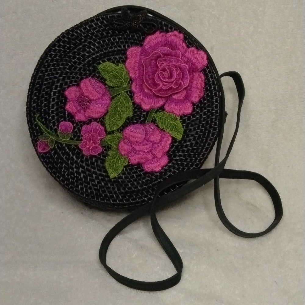 Street Level wicker canteen crossbody bag w/embelishments